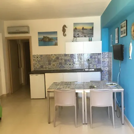 Ferienwohnung Taormina Stationhouse Exterior foto