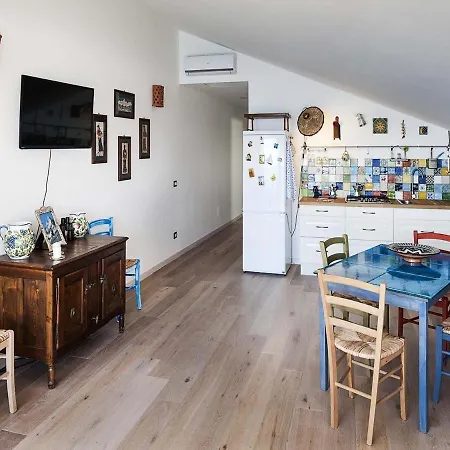 Ferienwohnung Taormina Stationhouse Exterior foto